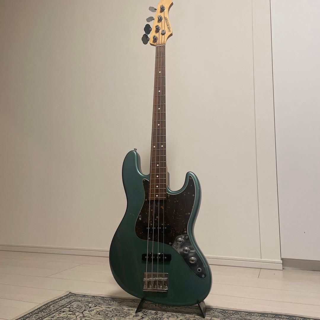 週末限定値下　インナーウッド　ベースエキスプレス 4弦ジャズベース　グリーン 週末限定値下 インナーウッド ベースエキスプレス 4弦ジャズベース