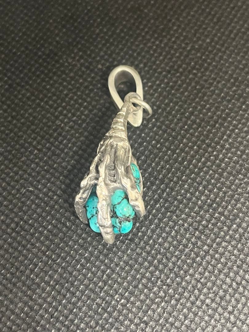 シルバー 925ハンドモチーフ キングマン ターコイズ ペンダントトップ