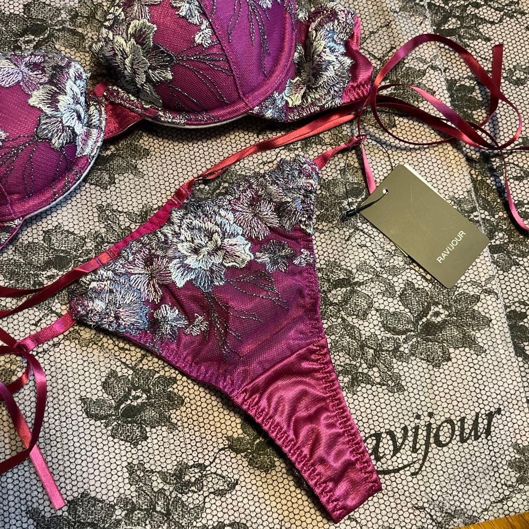 ☆Ravijour ☆sexypurple☆B70☆激レア☆TバックS