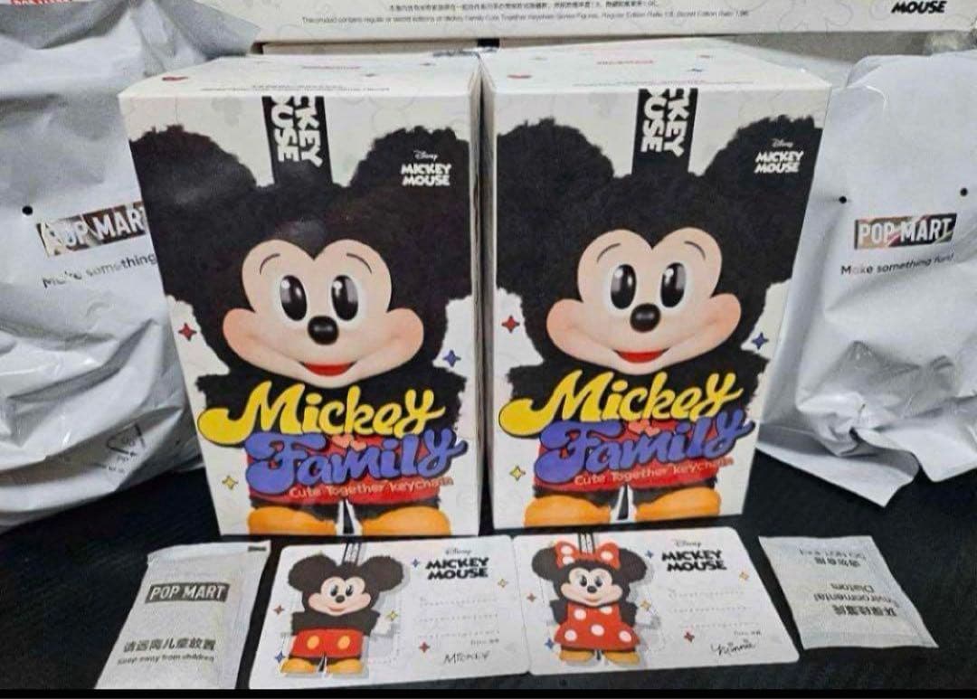 すぐ発送可能POPMART ディズニーキーホルダーアソートミッキーとミニー