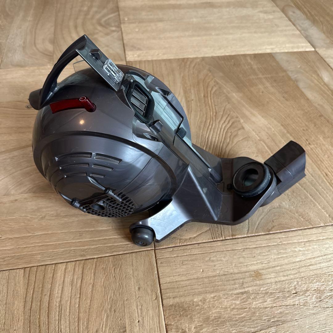 動作品】ダイソン DC63 掃除機 本体 簡易クリーニング済み - メルカリ