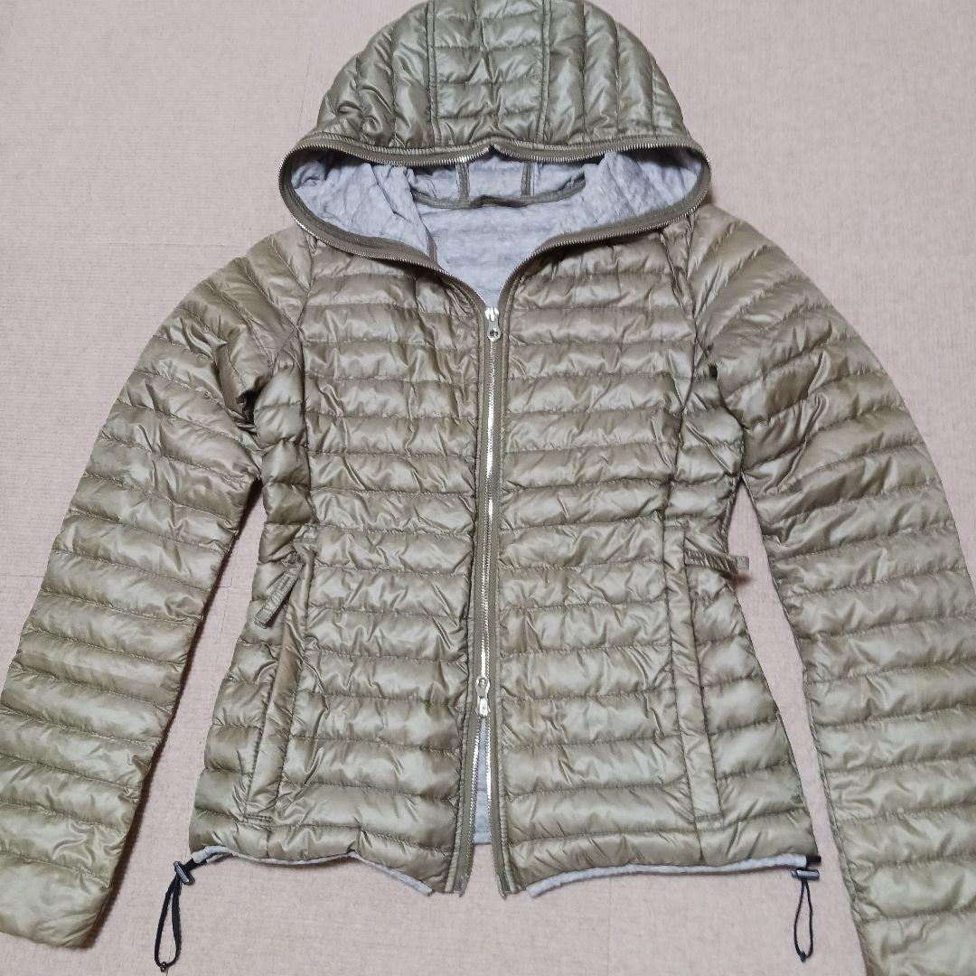 DUVETICA フード付きライトダウンジャケット 38 シャンパンゴールド