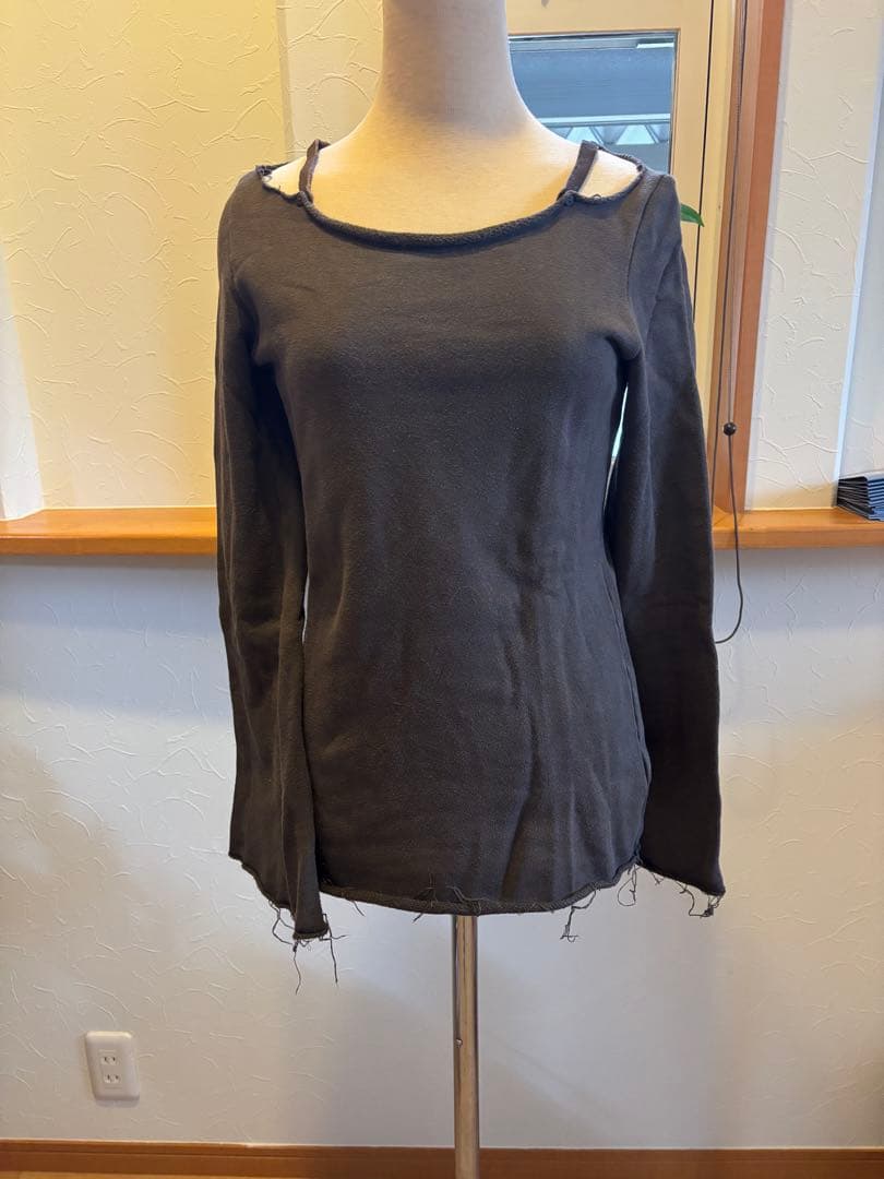 LGB オフショルダー 長袖カットソー LGB オフショルダー 長袖カットソー LGB オフショルダー 長袖カットソー