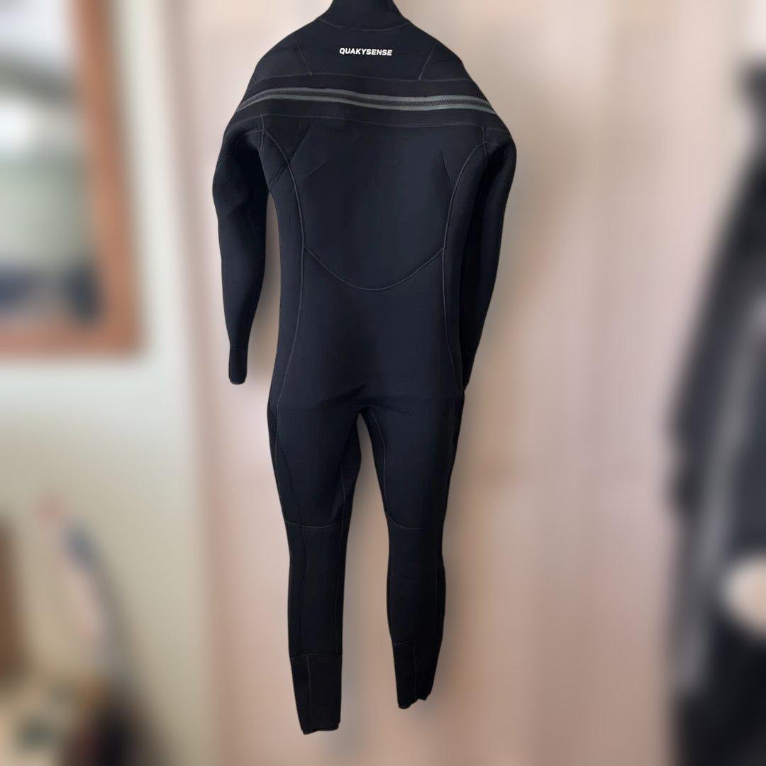 QUAKY SENSEクェーキーセンスドライスーツXL未使用品！ソックス保管袋