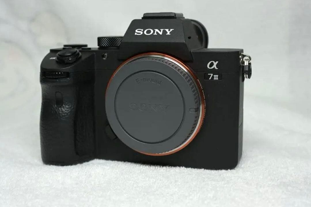 【美品】SONY α7 III ミラーレス一眼カメラ α7iii ボディ SONY ミラーレス一眼カメラ α7 III(アルファ7 III) ボディ ILCE-7M3