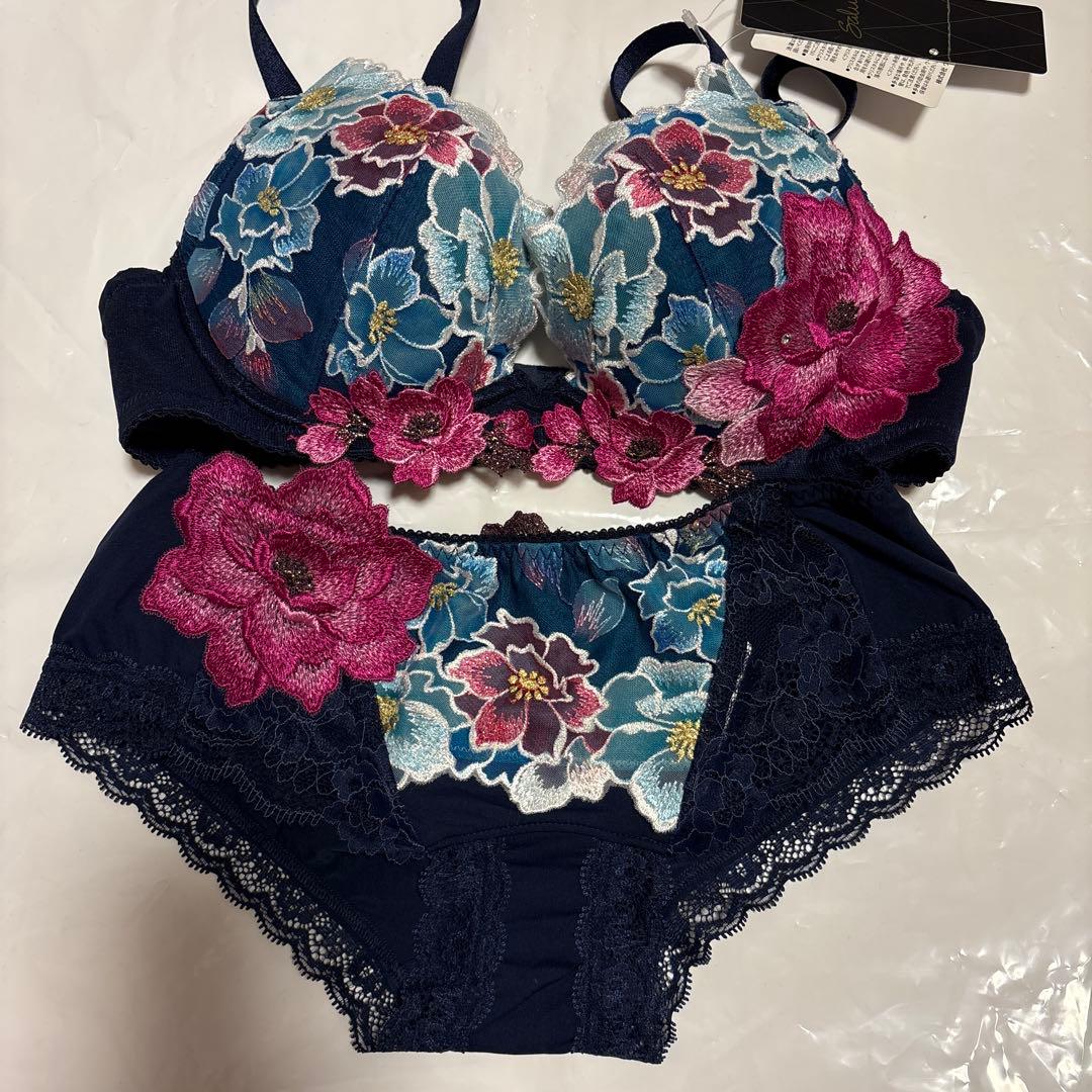 新品未使用＊サルート＊ワコール＊日本の花嫁＊D70 - メルカリ