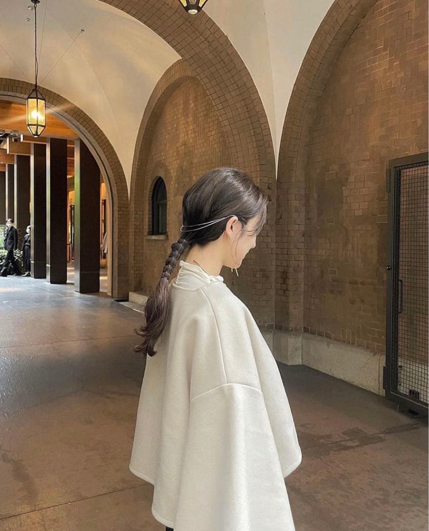 Eaphi drop shoulder slit tops - メルカリ