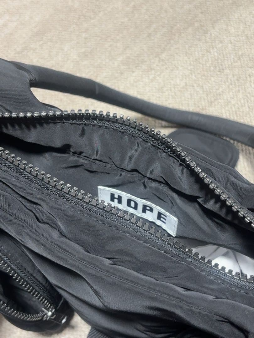 hope stockholm handbag black HOPE - メルカリ