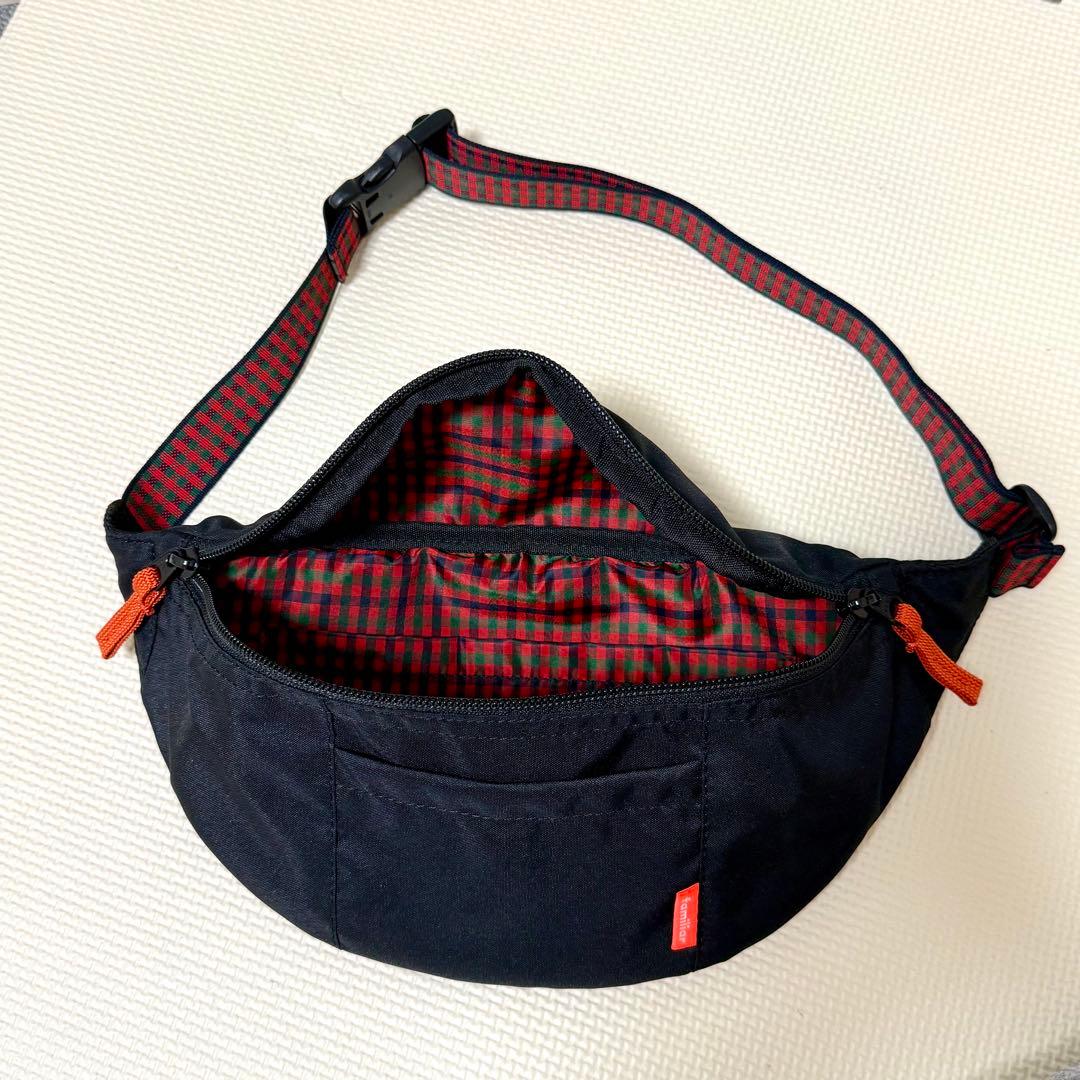 完売品】ファミリア familiar ボディバッグ 赤系 レア