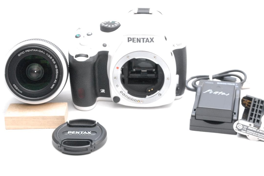 PENTAX K-50/PENTAX 18-55mm (良品） Amazon Canada: Pentax K-50 16MP Digital SLR Camera Kit with DA L