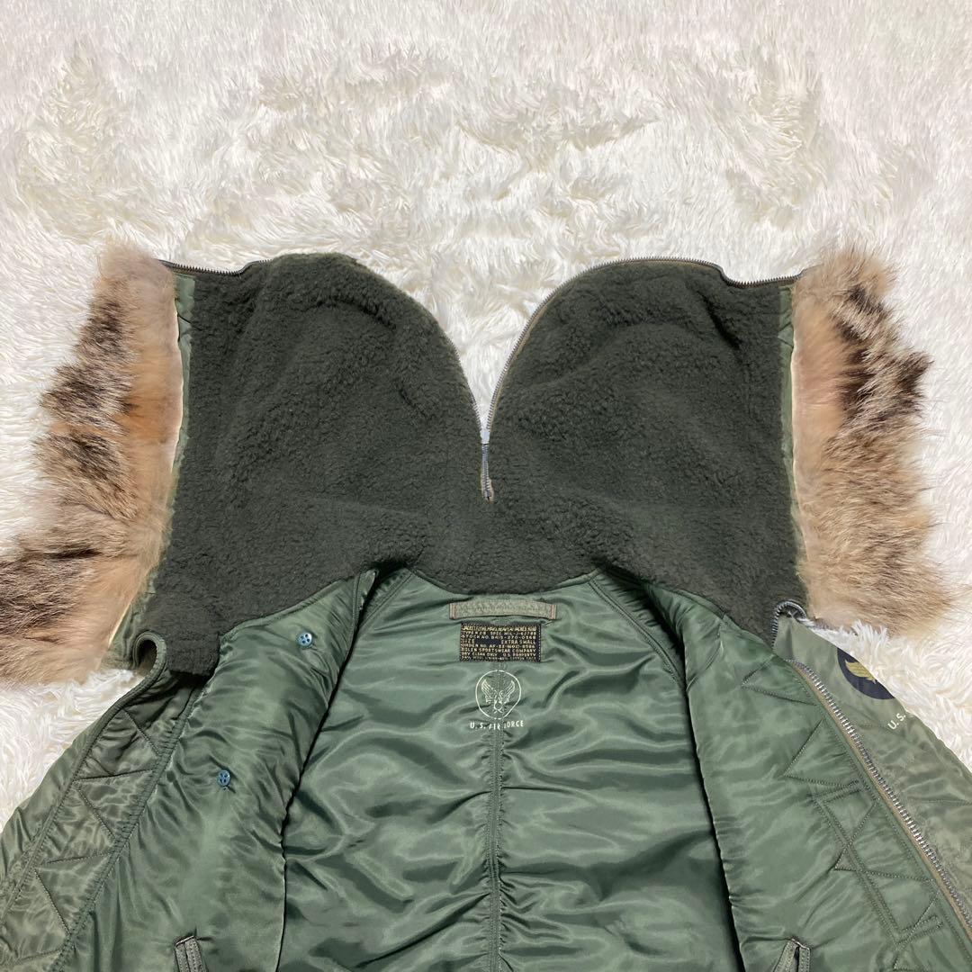 美品 実名復刻 バズリクソンズ フライトジャケット N-2B XS - メルカリ