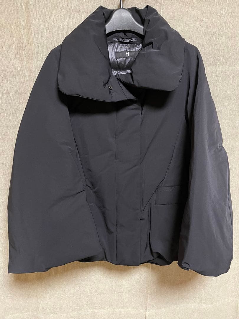 ユニクロ プラスJ ハイブリッドダウンジャケット 数回着用 美品