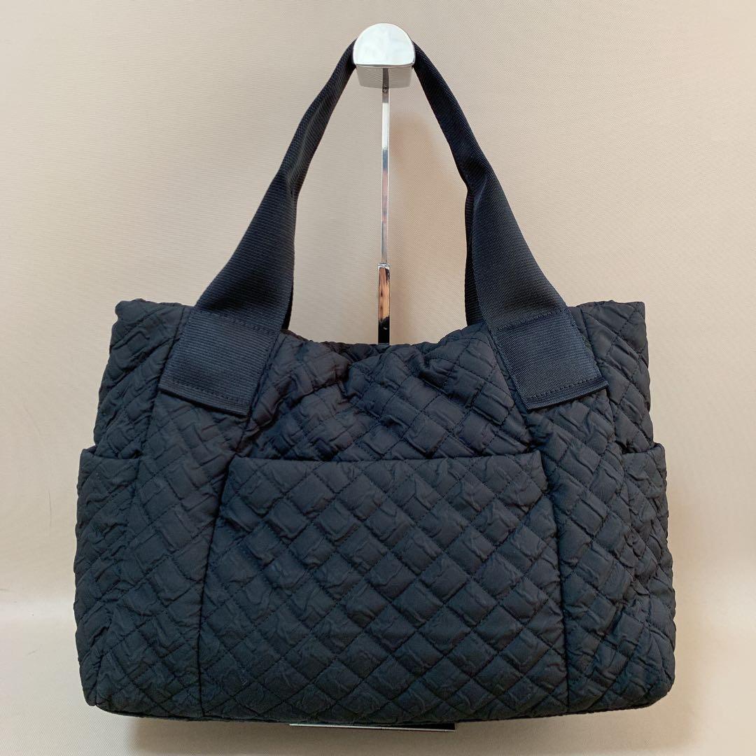 イアパピヨネ《A4可/ショルダー付き》キルティング 樹脂パーツトートバッグ M