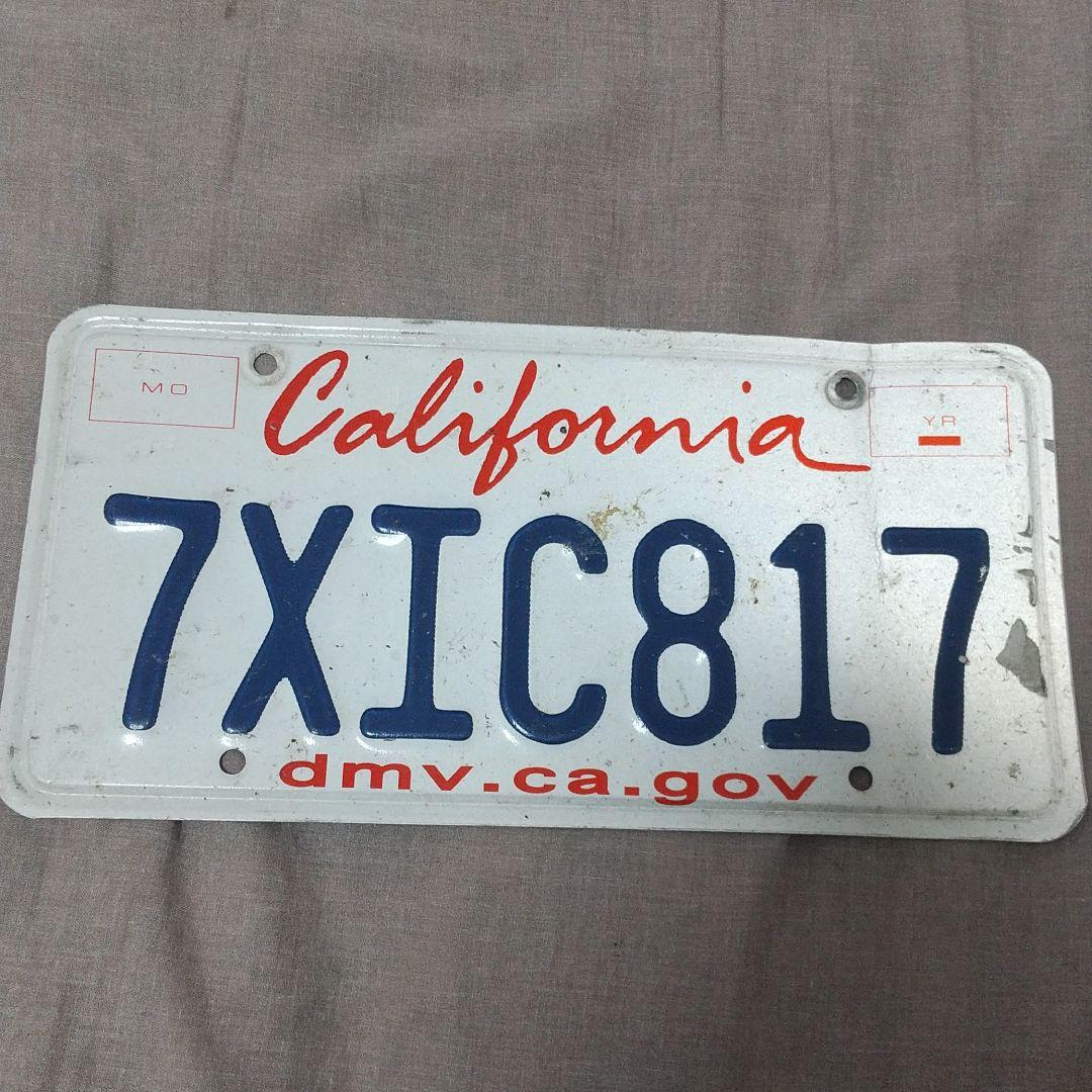 カリフォルニア 7XIC 817 ナンバープレート - メルカリ