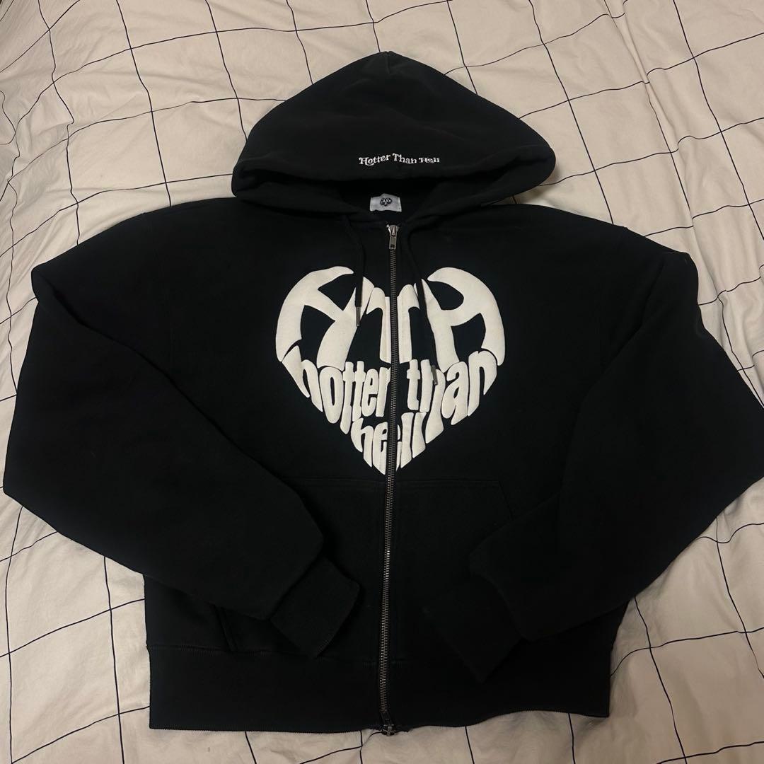 HTH heart logo zip hoodie - メルカリ