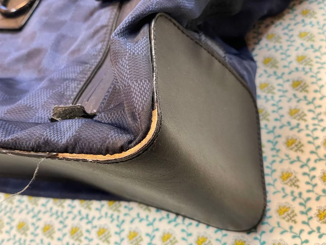 ジ*ニ様 LV ルイヴィトン ダミエ チャレンジカップ ソラーノ ネイビー