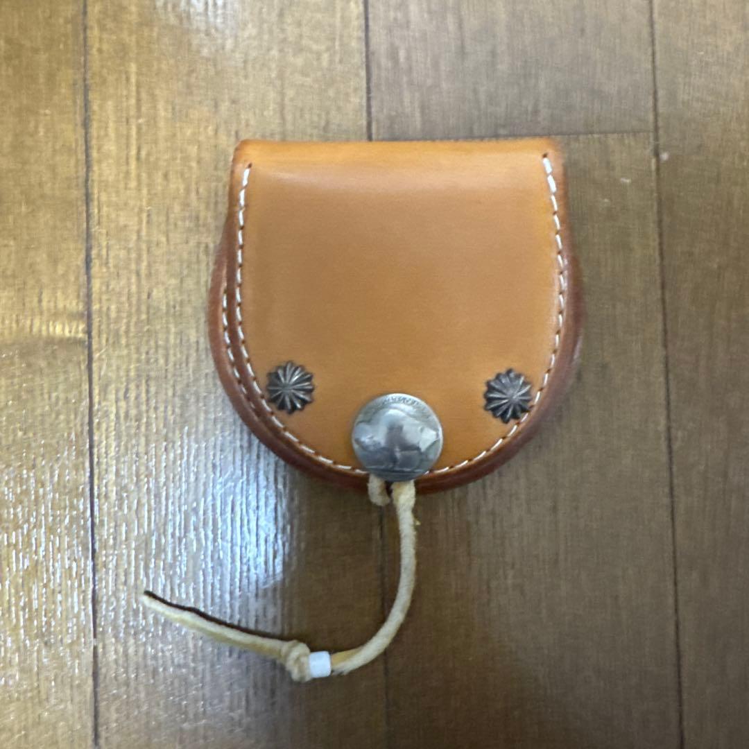 ゴローズ goro's 丸型小銭入れ サドル 楽天市場】ゴローズ goro's [新品] 丸型小銭入れ サドル