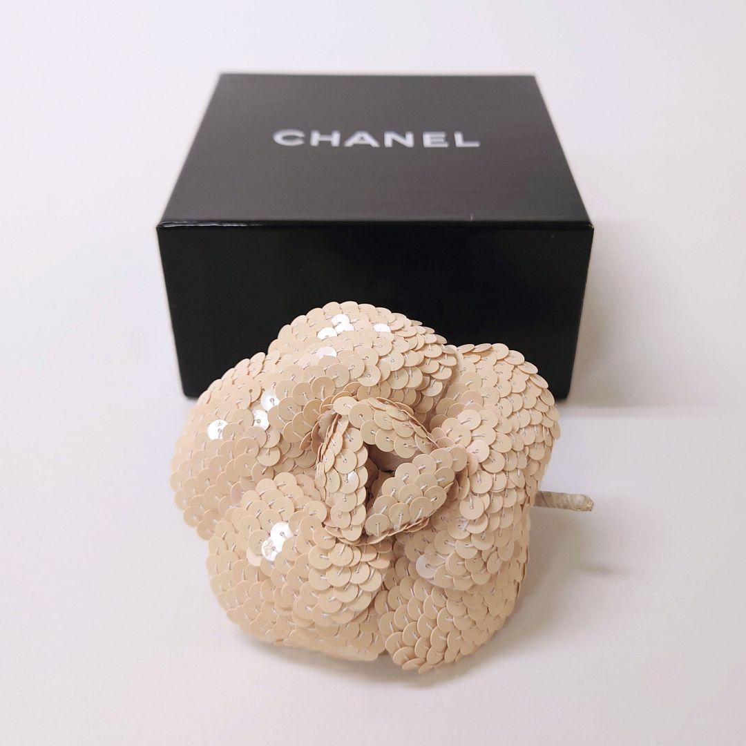 稀少】 CHANEL シャネル カメリア コサージュ ブローチ スパンコール
