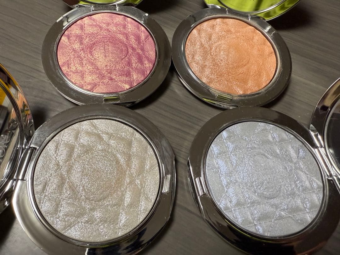 シナリー コンシーラーなど リリィのほっぺ様