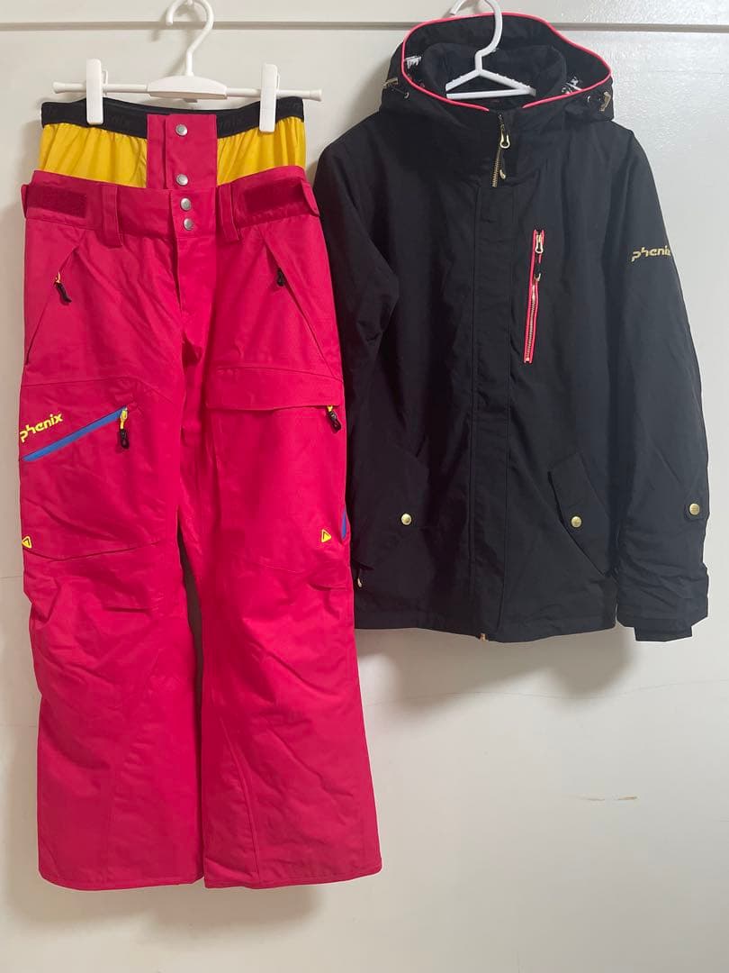 美品Phenix スノーボードウェアセット（黒・ピンク）L phenix スキーウェア 160センチ 調節可能 女の子 ピンク 160 スノー