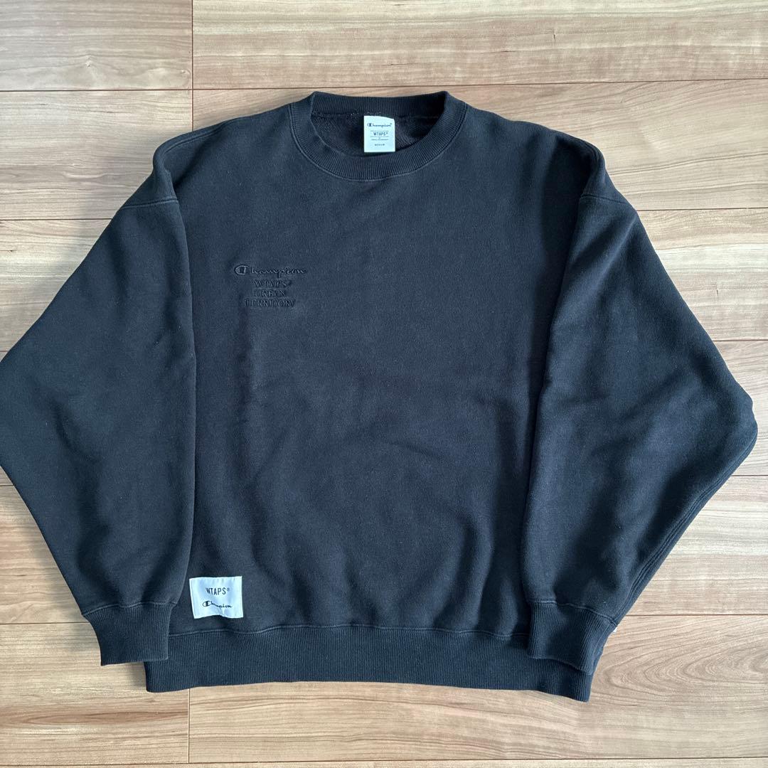 【美品・即完売品】WTAPS×Champion クルーネックスウェットシャツ WTAPS×Champion クルーネックスウェットシャツ(C8-X016)