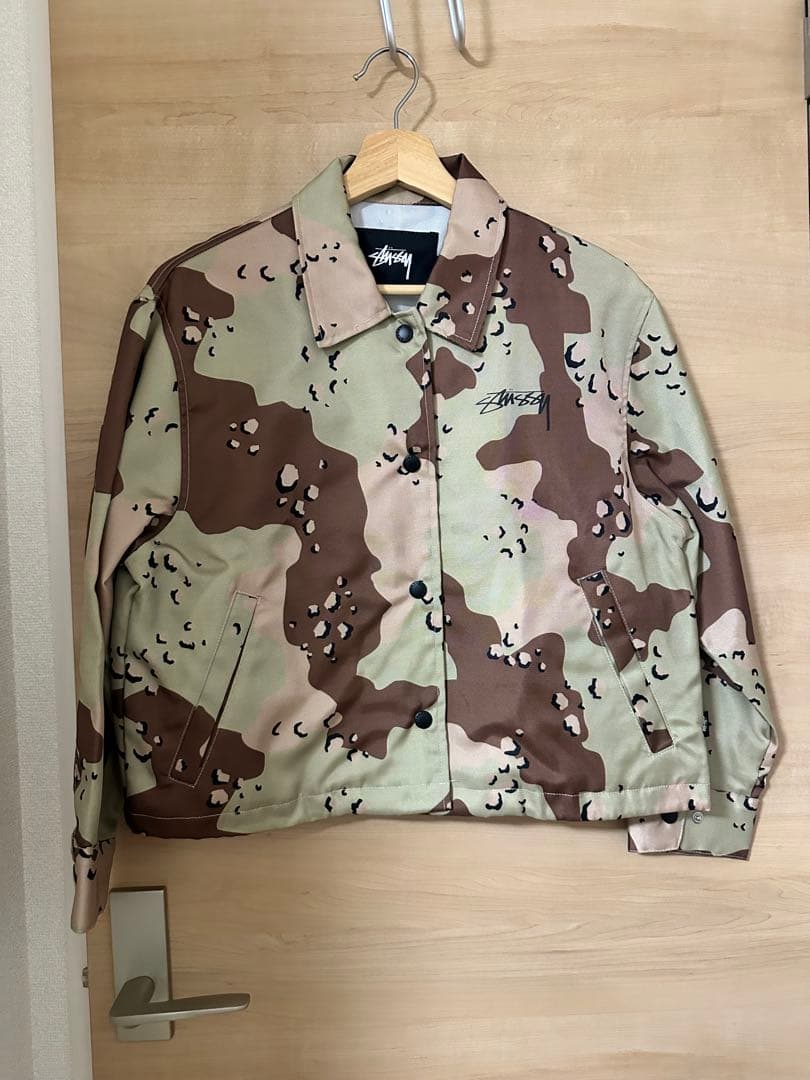 STUSSY カモフラ 迷彩コーチジャケット - メルカリ