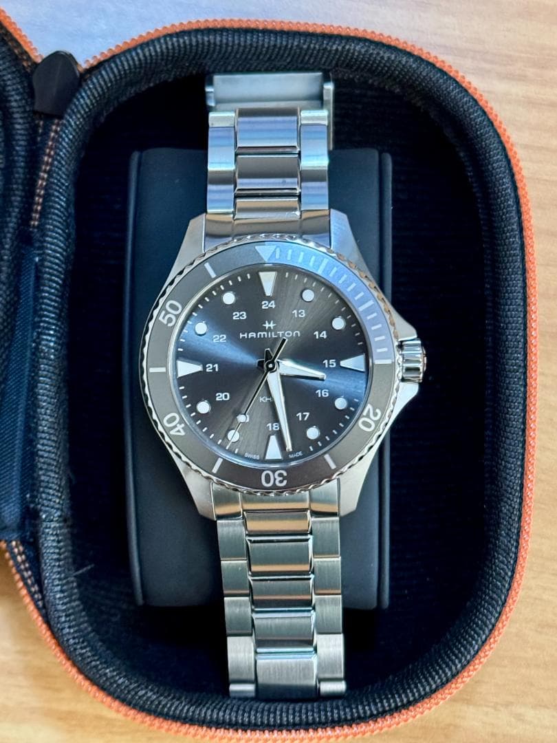 【HAMILTON】カーキネイビー Scuba Quartz H82211181 Khaki Navy Scuba Quartz | Hamilton Watch - H82211181 | Hamilton Watch