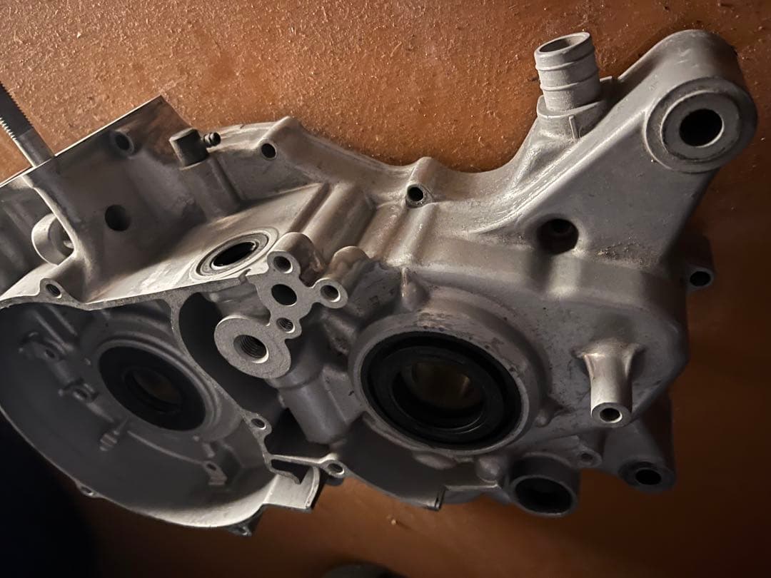 SR400 初期型エンジン 2h6 旧車 1978年 - メルカリ