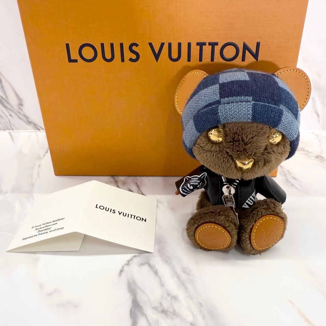新作即納】新品未使用 ルイヴィトン バッグチャーム・LV ルイ ベア