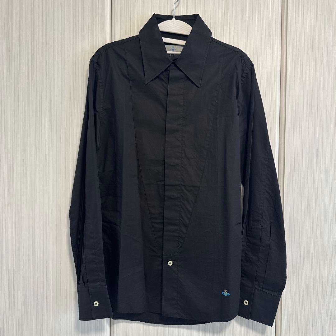 ヴィヴィアン・ウエストウッド 黒シャツ - メルカリ