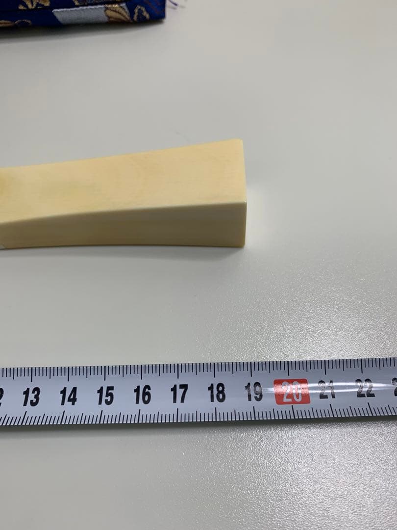 sak0403専用 三味線 天然素材の高級バチ マンモス 牙 中古品 - メルカリ