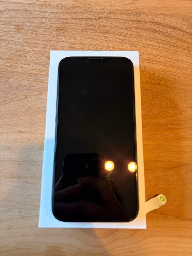 iPhone 16e 128GB ブラック バッテリー容量99% - メルカリ