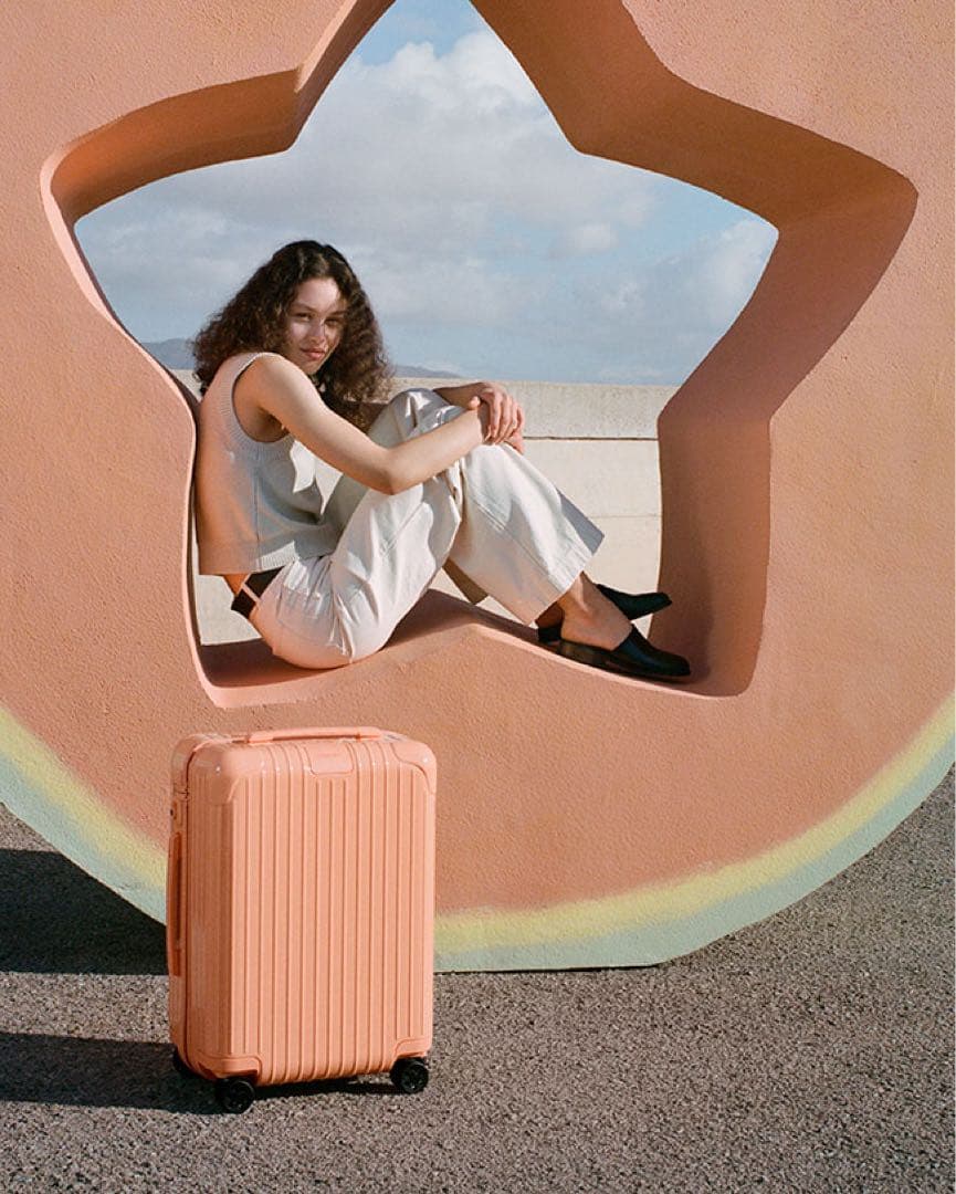 リモワ　エッセンシャル　キャビン　パパイヤ　Papaya