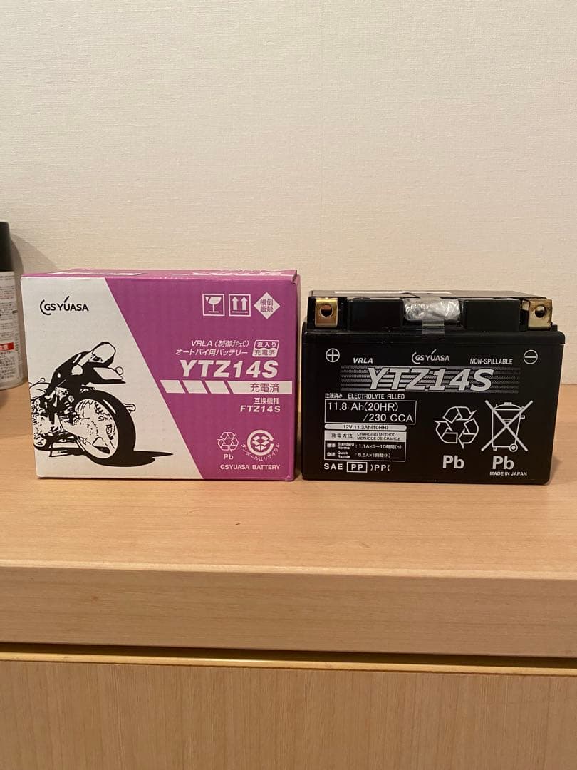 YUASA YTZ14S バッテリー 12V 11.8Ah 新品　未使用