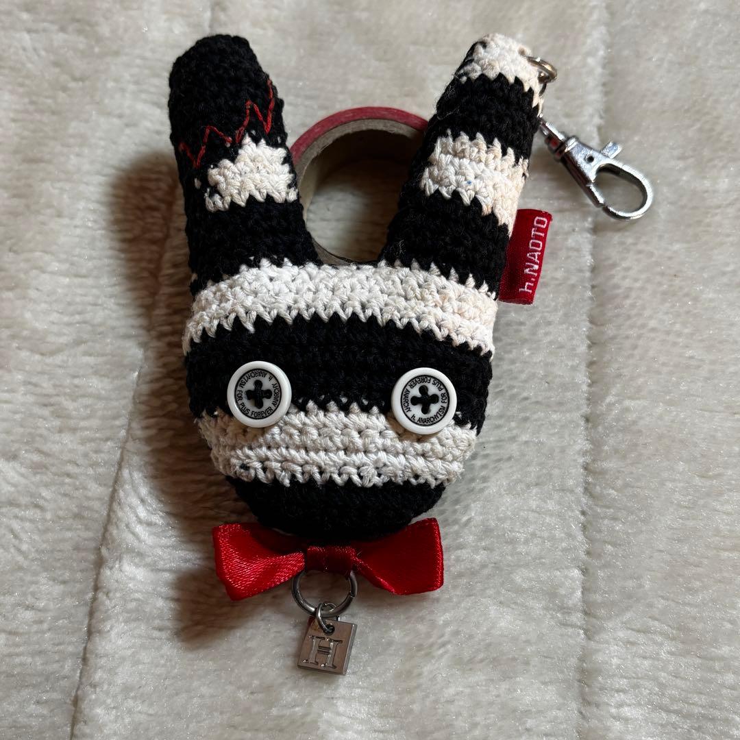 へ*可様 【Y2K】h.naoto 編みぐるみストライプウサギ バッグチャーム