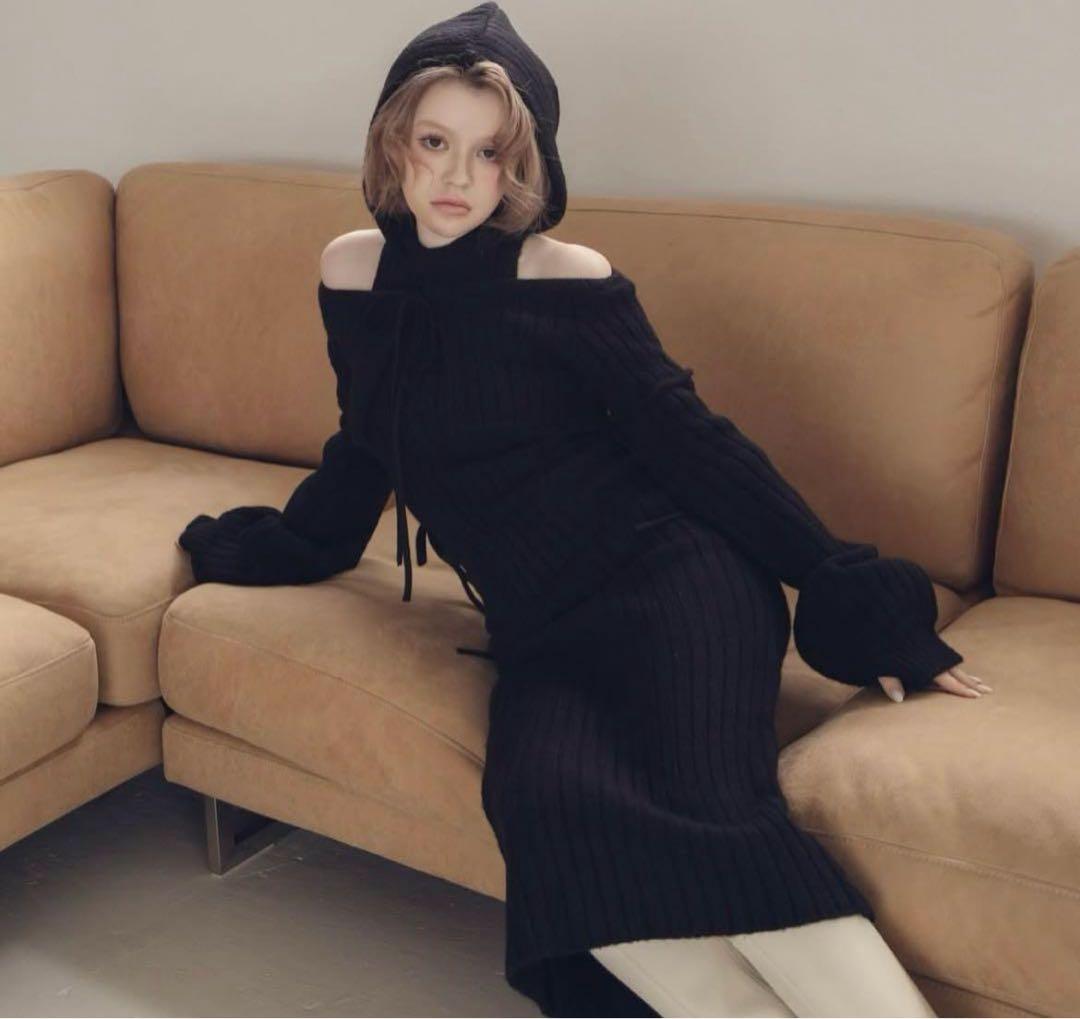 ANDMARY アンドマリーフード付ノースリーブニットワンピースとボレロ