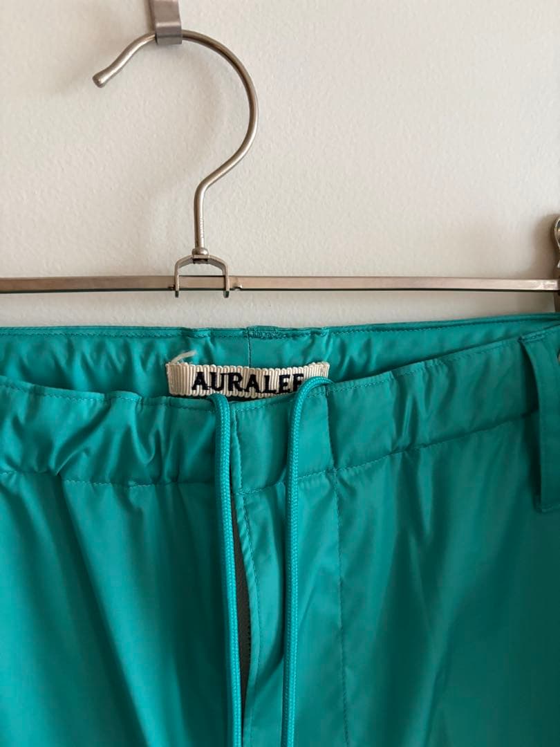 オーラリー AURALEEターコイズ ワークパンツ ナイロン - メルカリ