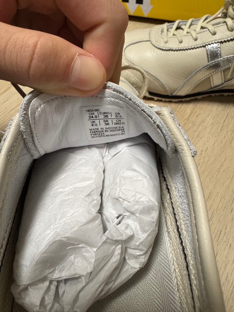 Onitsuka Tiger スニーカー 24.0cm ホワイト/シルバー