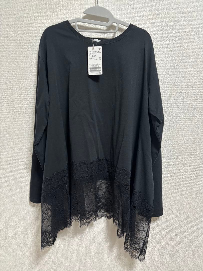 【新品タグ付き】レースコンビカットソー　ブラック レースコンビカットソー2（Tシャツ/カットソー）｜SLOBE IENA