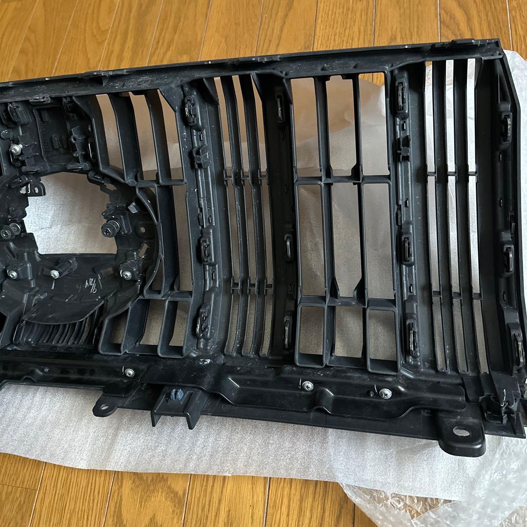 マイウェイ様専用 プラド 150系後期 70th漆黒メッキ 純正グリル - メルカリ