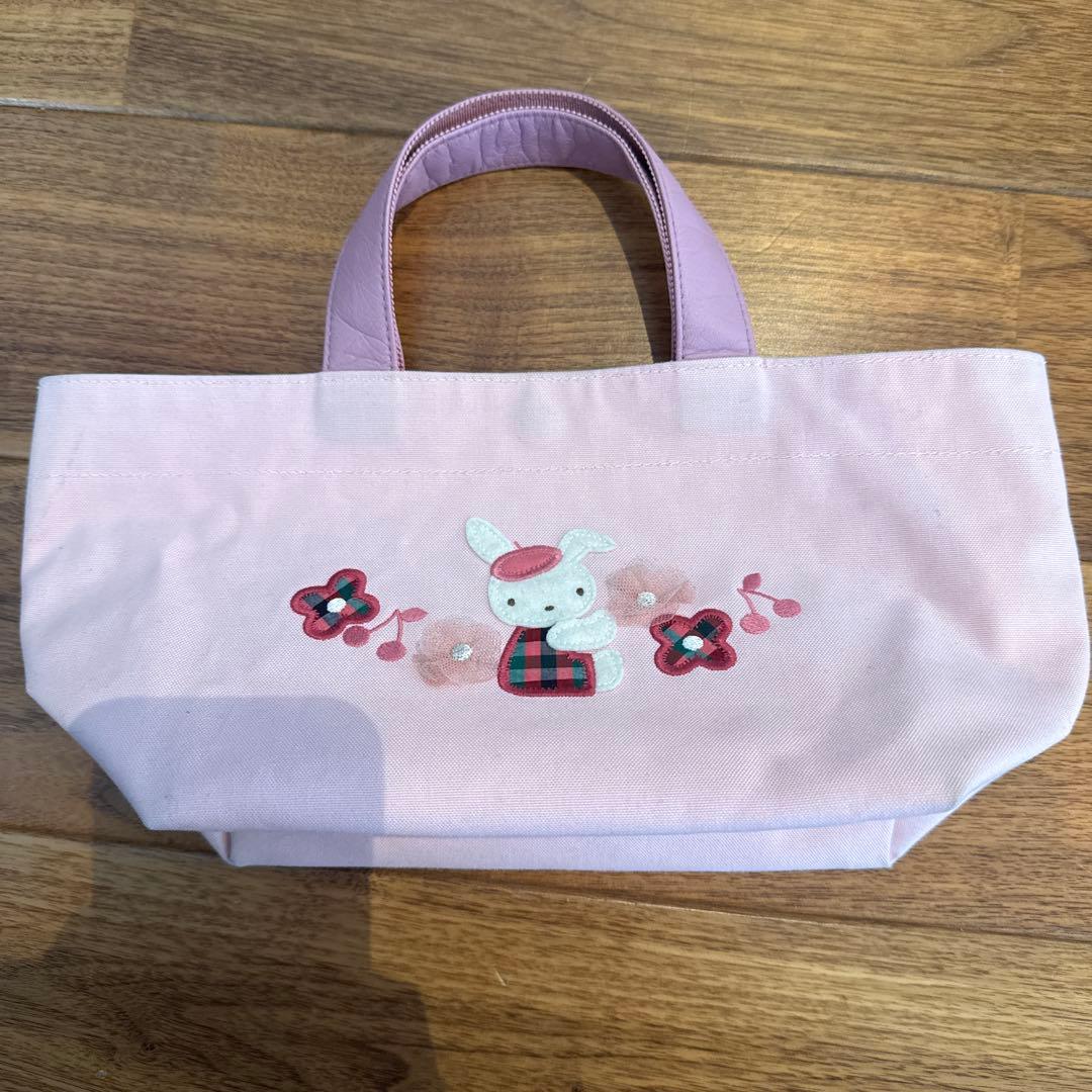 2022年春ファミリアショー ミニバッグ ピンク デニムバッグ - メルカリ