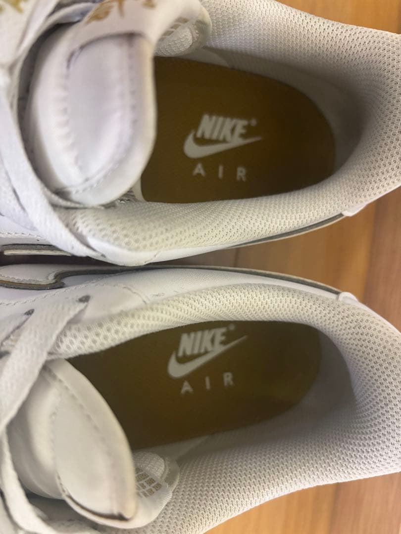 ナイキ エアフォース1 '07 ホワイト×ゴールド ガムソール 26.5cm
