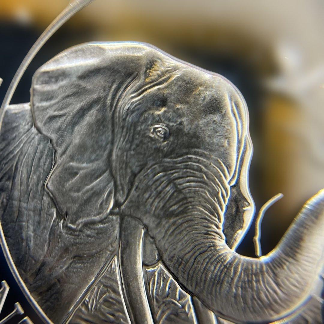 純銀】ソマリア共和国 2018年 エレファント銀貨100シリング 1オンス①