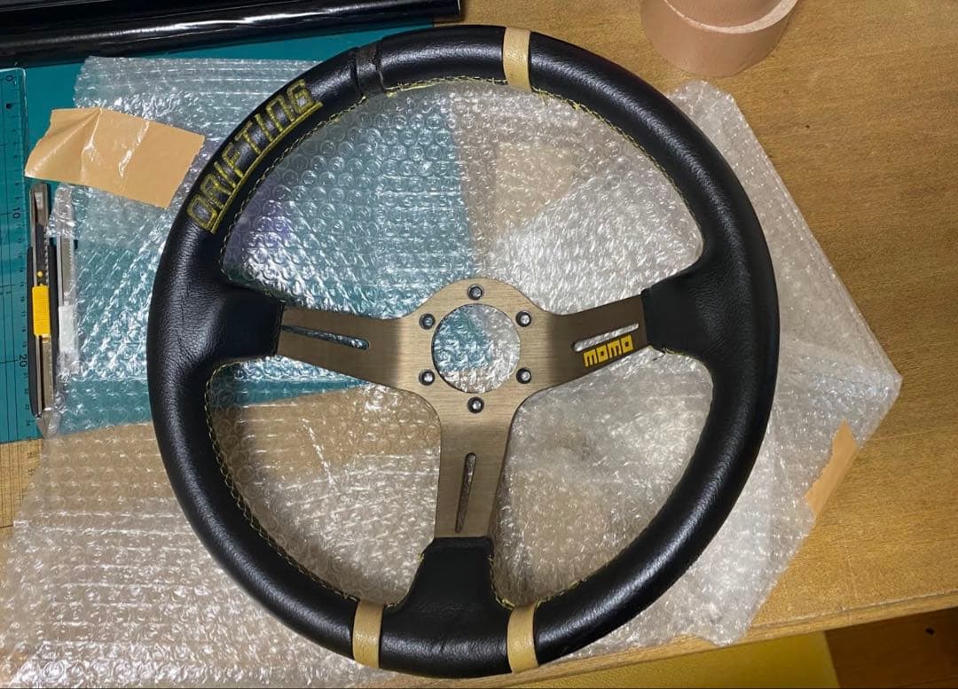 momo ドリフティング　35パイ 楽天市場】MOMO DRIFTING 35パイ ホワイト モモステアリング ド