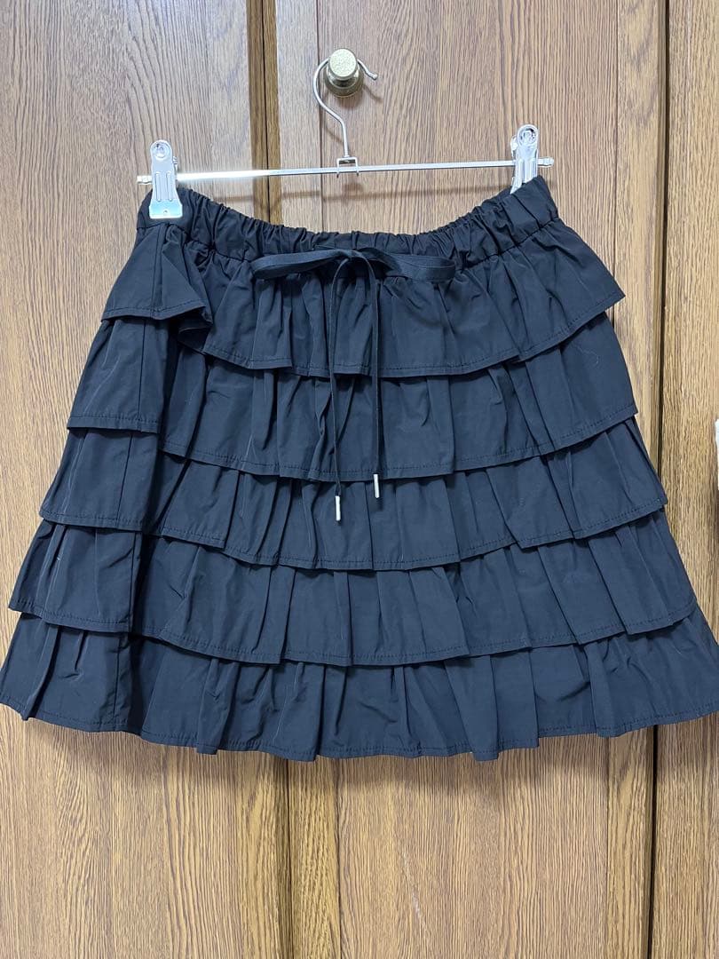 eimy istoire フリルミニスカショーパン ブラック - メルカリ