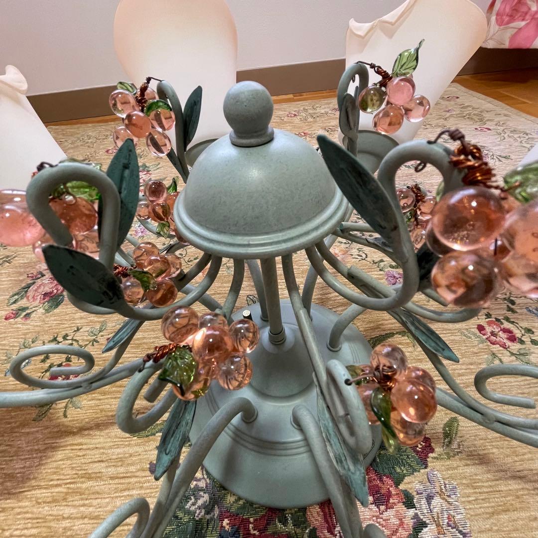 KOIZUMI LEDシャンデリア ピンク 姫部屋インテリア ガラス細工 8灯