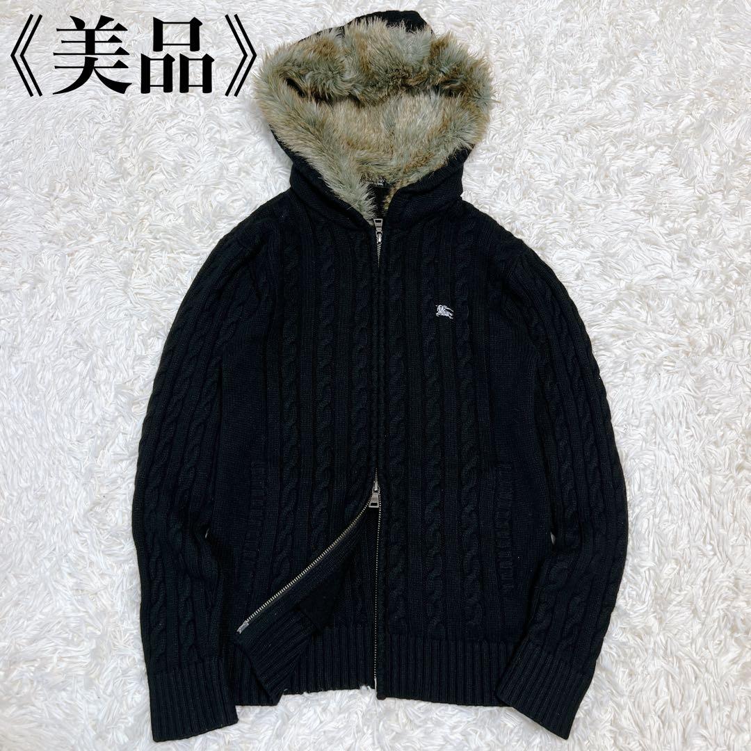 美品✨バーバリー ドライバーズニット ファー フード ケーブルニットパーカー 黒 この冬のあざと顔ニット♡♡ たっぷり入ったケーブルと♡ ふわっふわ