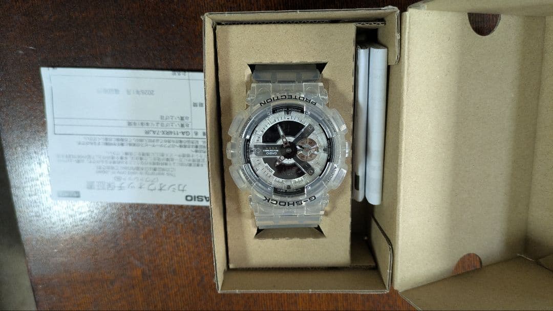 CASIO G-SHOCK クリア/ブラック　新品 Amazon.co.jp: [カシオ] 腕時計 G-SHOCKジーショック スケルトン DW