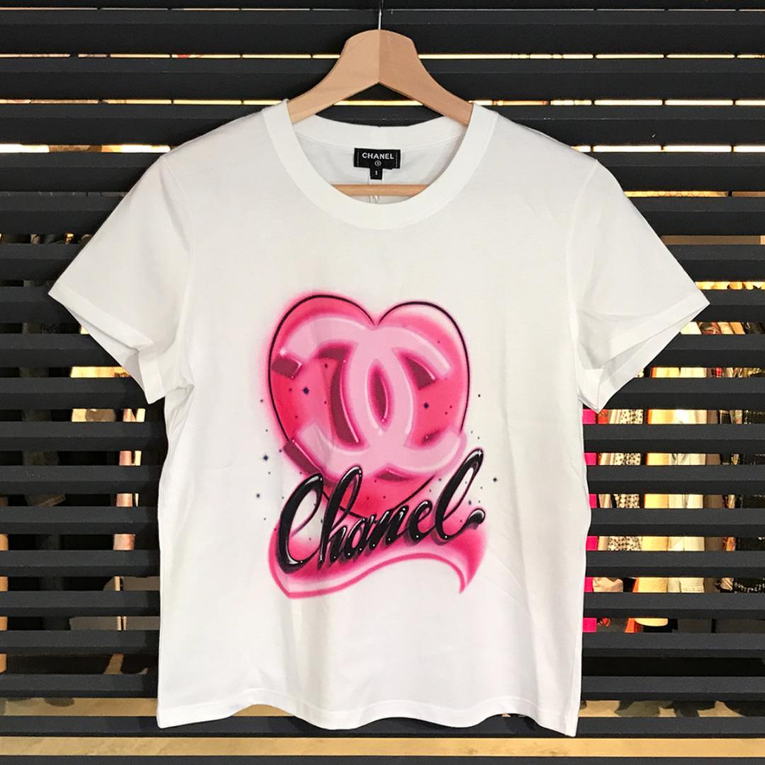 ♡りんご♡プロフ必読♡様の 新品未使用 シャネル 2023 ココマーク ハート CHANEL シャネル ココマーク ハートロック ブローチ