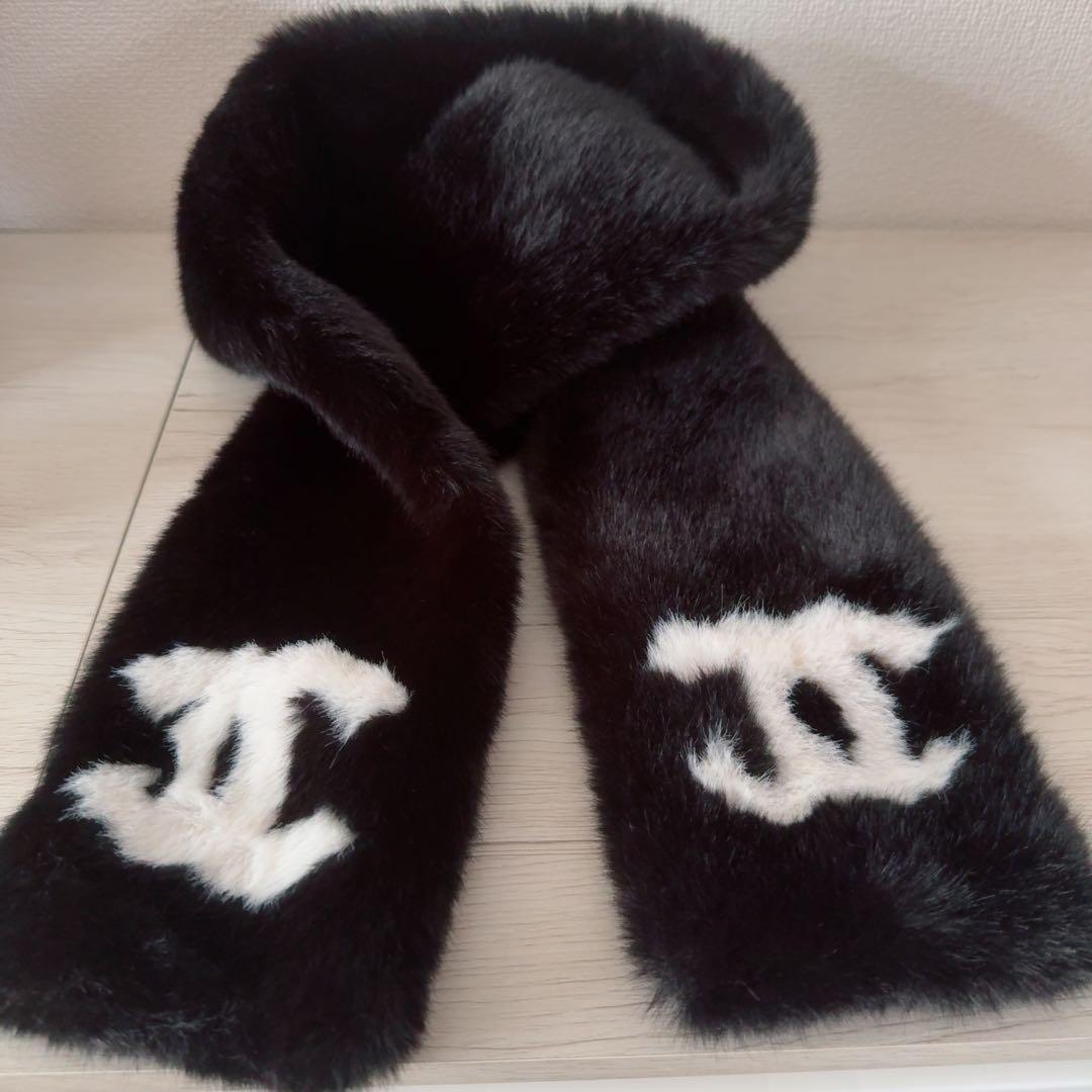 CHANELノベルティ マフラー ファー もこもこ ロング CHANELノベルティ マフラー ファー もこもこ ロング - メルカリ